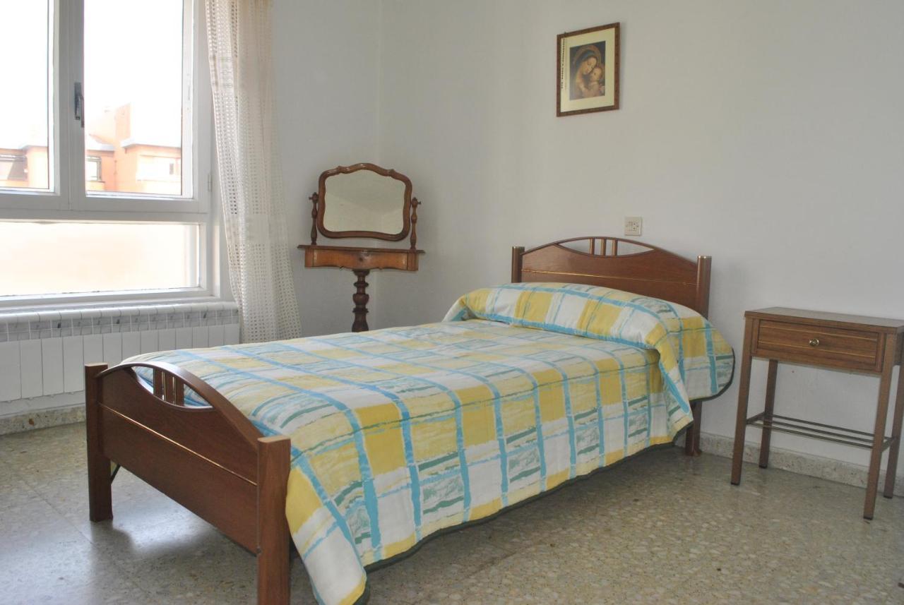 فندق Residencia Universitaria Alto De Miranda - Resiسانتاندر المظهر الخارجي الصورة